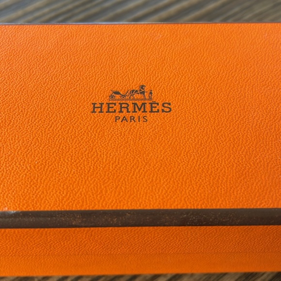 Hermes Box - Picture 2 of 5